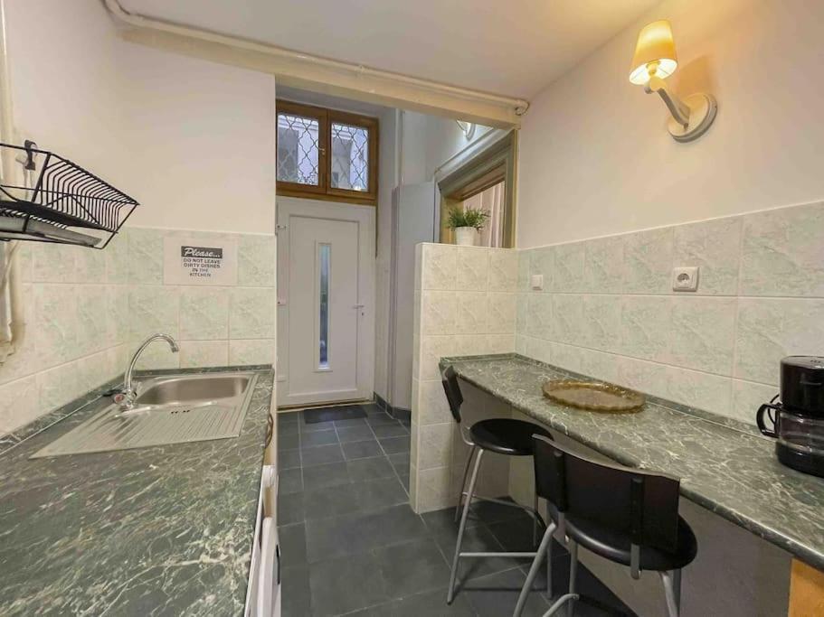 B15 Downtown Cosy Apartment 布达佩斯 外观 照片